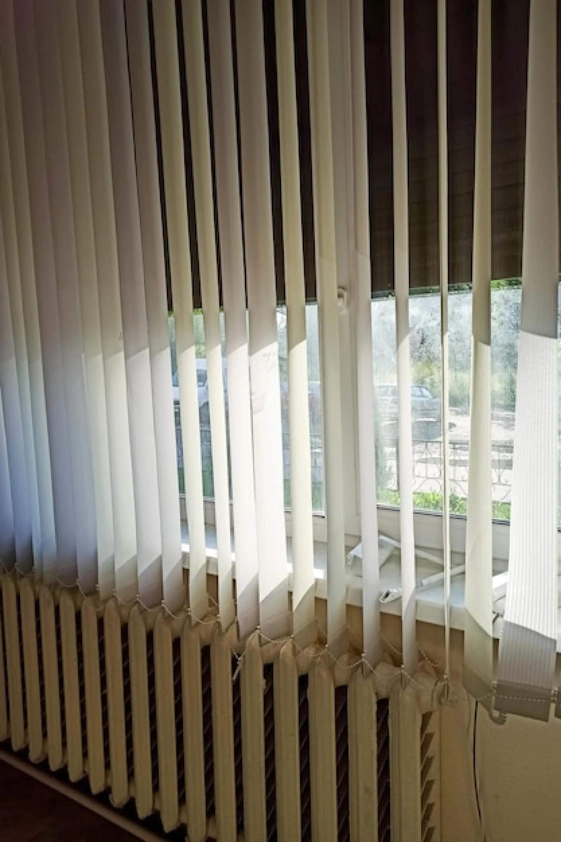 Strong Light Control - vertical blinds for your office
